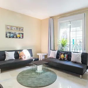 Gr2-large Groups Apt-walking Distance To Old Town , Málaga España